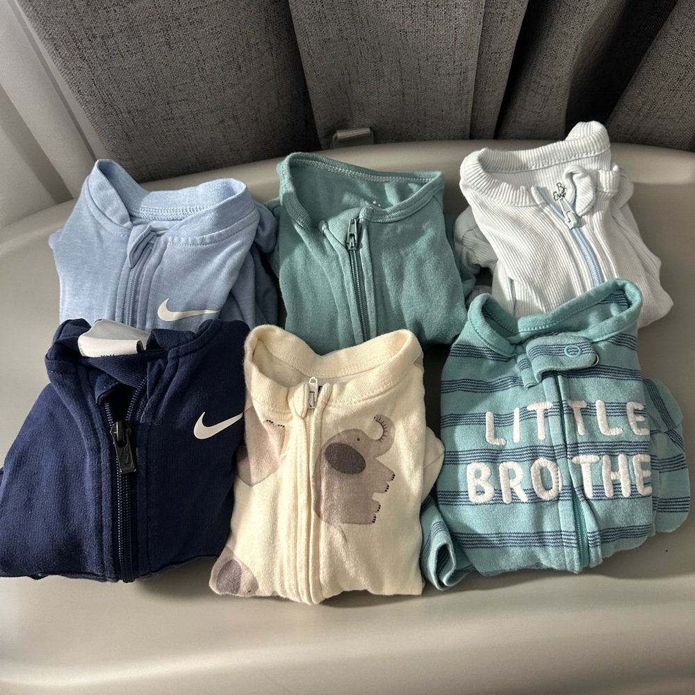 6-Multiple Baby Footies